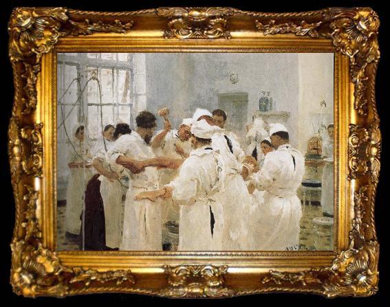 framed  Ilia Efimovich Repin Lofton Palfrey doctors in the operating room, ta009-2
